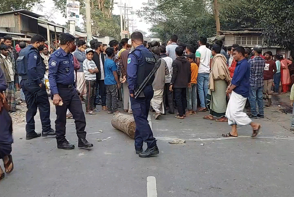 নরসিংদীতে অটোরিকশার ধাক্কায় নারী নিহত