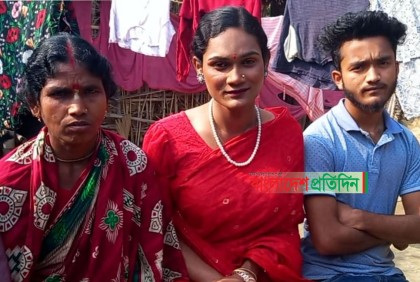 সুবল শীল থেকে রূপান্তরিত নারী মেঘা, বাড়িতে মানুষের ঢল