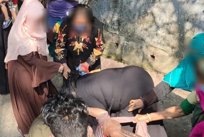 টিসিবির পণ্য কিনতে মারামারি-চুলাচুলি
