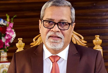 সিইসি নুরুল হুদার বিরুদ্ধে আদালত অবমাননার মামলার আবেদন