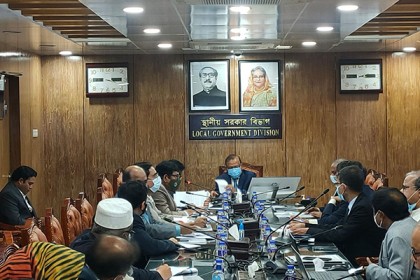 রাস্তা আইডিভুক্ত করে বরাদ্দ দেয়ার সিদ্ধান্ত বাস্তবায়ন করতে হবে: স্থানীয় সরকার মন্ত্রী