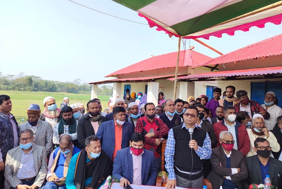 প্রধানমন্ত্রী মানবতার নেত্রী হিসেবে দৃষ্টান্ত স্থাপন করেছেন : এনামুল হক শামীম 