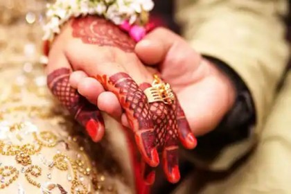 বাল্যবিয়ের দায়ে বর-কনের পরিবারকে জরিমানা
