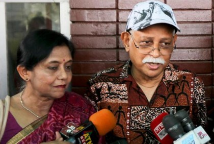 ইমেরিটাস অধ্যাপক হতে চান না ড. জাফর ইকবাল দম্পতি