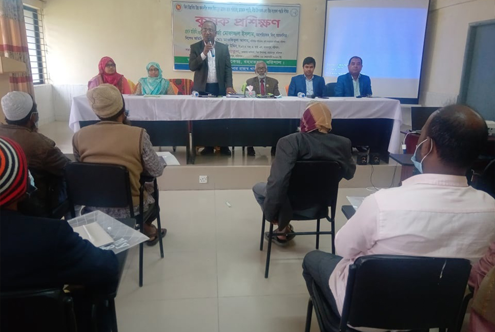 বরিশালে বিনা উদ্ভাবিত মুগ ডালের আবাদ বিষয়ক প্রশিক্ষণ