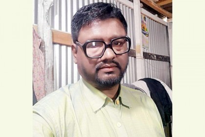 কোটালীপাড়ায় স্কুলছাত্রীকে ধর্ষণের চেষ্টা, শিক্ষককে জুতাপেটা