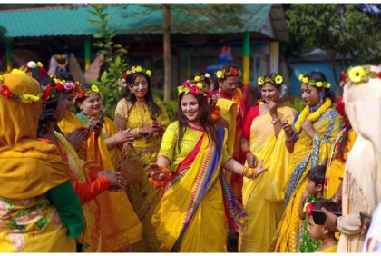দিনাজপুরে ফাগুন উৎসব
