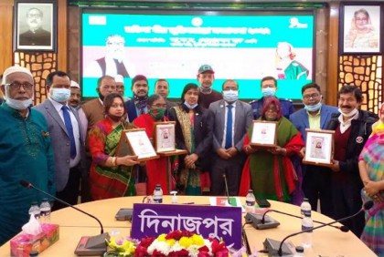 দিনাজপুরে ৪ জন মহিলা বীর মুক্তিযোদ্ধাকে সম্মাননা