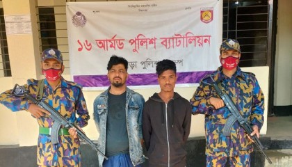 টেকনাফে দুই রোহিঙ্গা সন্ত্রাসী গ্রেফতার 