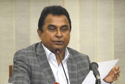 সারের দাম বাড়ানোর কথা কে বলেছে, প্রশ্ন অর্থমন্ত্রীর

