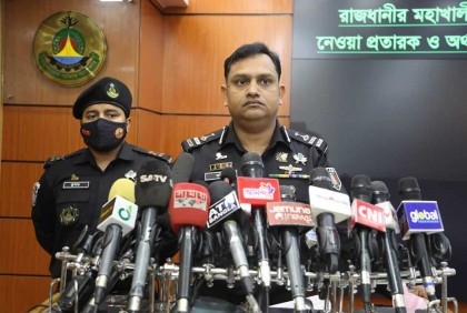 সেনাবাহিনীর কর্মকর্তা সেজে ভয়ঙ্কর প্রতারণা, হাতিয়ে নিয়েছেন কোটি কোটি টাকা

