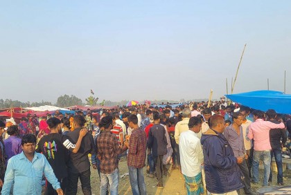 টাঙ্গাইলে ঐতিহ্যবাহী ডুবের মেলা  