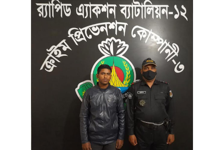 টাঙ্গাইলে ফেনসিডিলসহ মাদক কারবারি আটক 