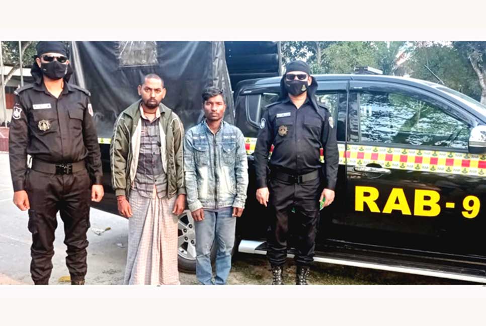 মাটির নিচে মদের গোডাউন!

