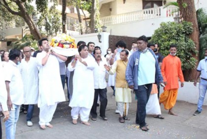 বাপ্পি লাহিড়ীর শেষকৃত্য সম্পন্ন 