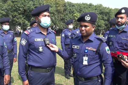 প্রথমবারের মতো জয়পুরহাটে চালু হল পুলিশের ‘বডি ওন ক্যামেরা’