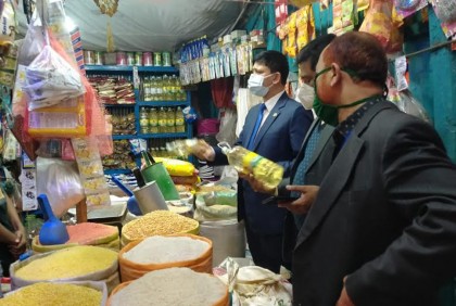 উলিপুরে ৫ ব্যবসাপ্রতিষ্ঠানে জরিমানা