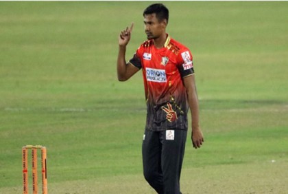 কাটার মাস্টারের মাথায় আবারও বোলিংয়ের মুকুট 