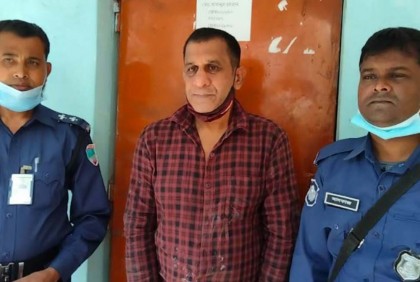 চুয়াডাঙ্গায় ভুয়া ম্যাজিস্ট্রেট আটক