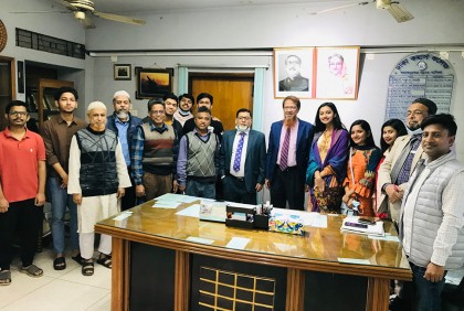বিজ্ঞানেও ভাল ফল ঢাকা কমার্স কলেজে