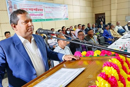আওয়ামী লীগ বাংলাদেশে উন্নয়নের ইতিহাস রচনা করে যাচ্ছে: মির্জা আজম