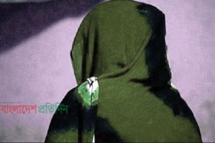 চাকরির প্রলোভন দেখিয়ে গৃহবধূকে ধর্ষণের অভিযোগ