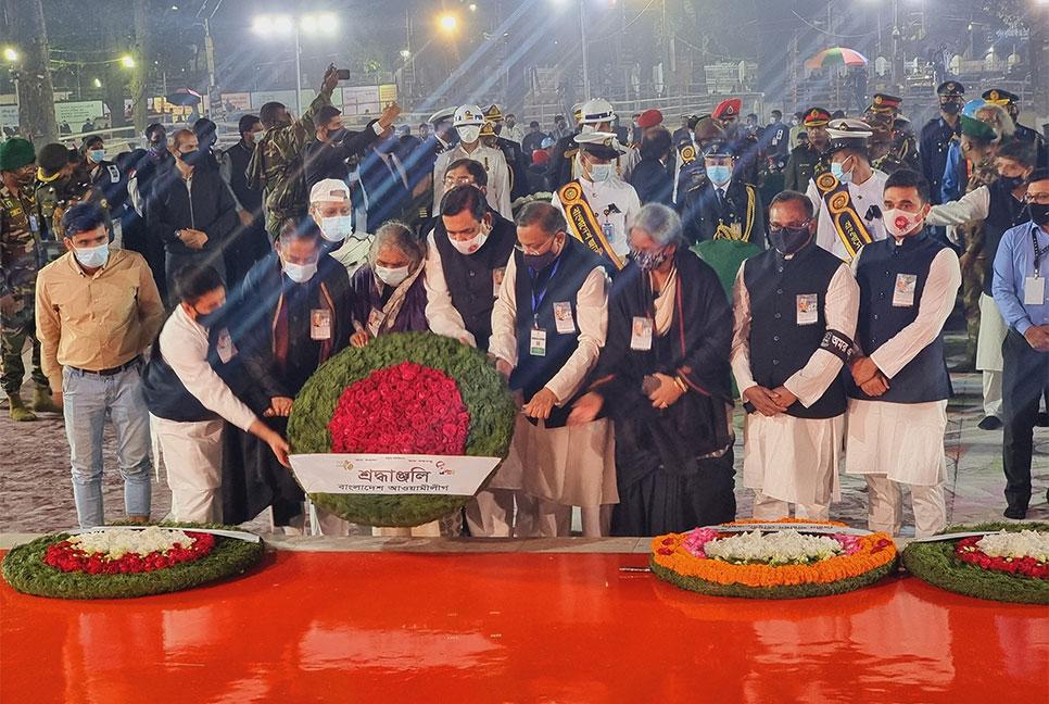 ভাষা শহীদদের প্রতি আওয়ামী লীগের শ্রদ্ধা