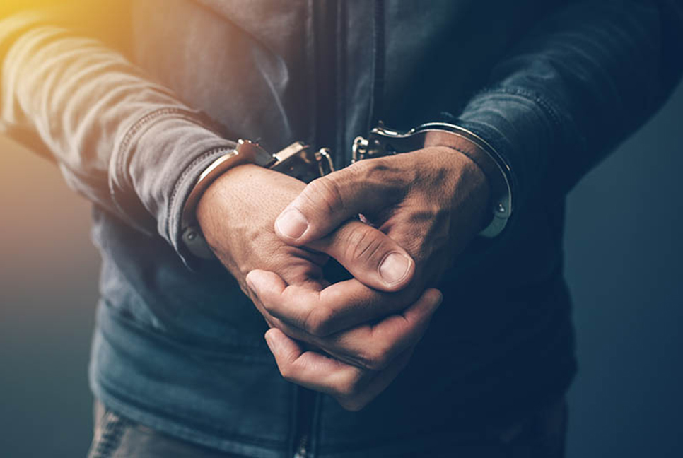 ছাত্রকে বলাৎকারের অভিযোগে শিক্ষক আটক 