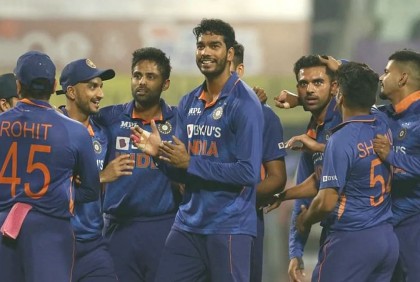 ক্যারিবিয়ানদের হোয়াইটওয়াশ করেই ছাড়ল ভারত