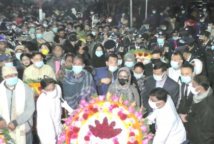 ঝিনাইদহে অতল শ্রদ্ধায় ভাষা শহীদদের স্মরণ