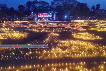নড়াইলে লাখো প্রদীপ জ্বালিয়ে ভাষাশহীদদের স্মরণ

