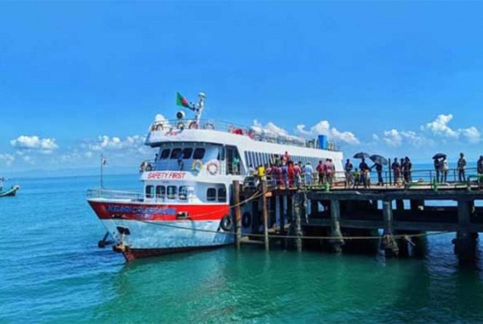 ফের সেন্টমার্টিন রুটে পর্যটকবাহী জাহাজ চলাচল শুরু
