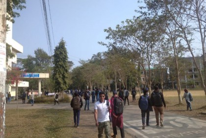 শাবিতে ৩৬ দিন পর সশরীরে ক্লাস শুরু