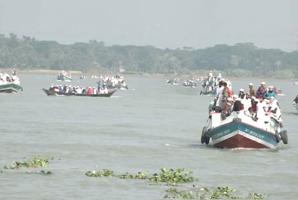 লঞ্চের সাথে ধাক্কা, বরিশালে ট্রলার ডুবে নিহত ৩