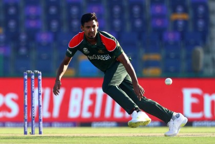শুরুতেই আফগান শিবিরে মুস্তাফিজের হানা