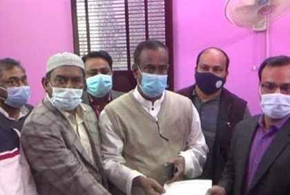 কৃষি সম্প্রসারণ উপ-পরিচালককে অপসারণের দাবিতে স্মারকলিপি প্রদান