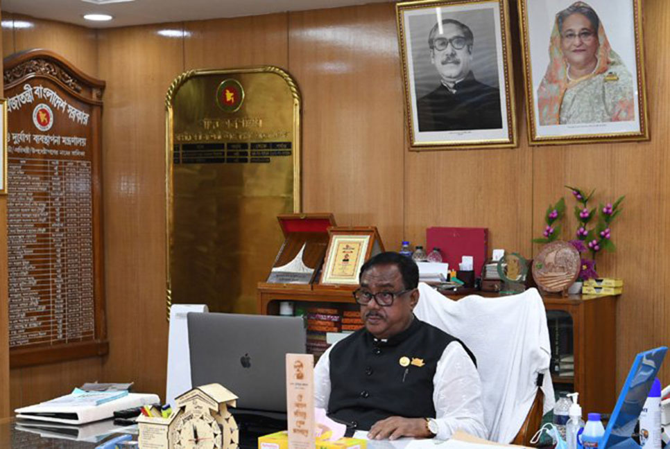 বাজারে মোটা চালের দাম বাড়েনি : খাদ্যমন্ত্রী

