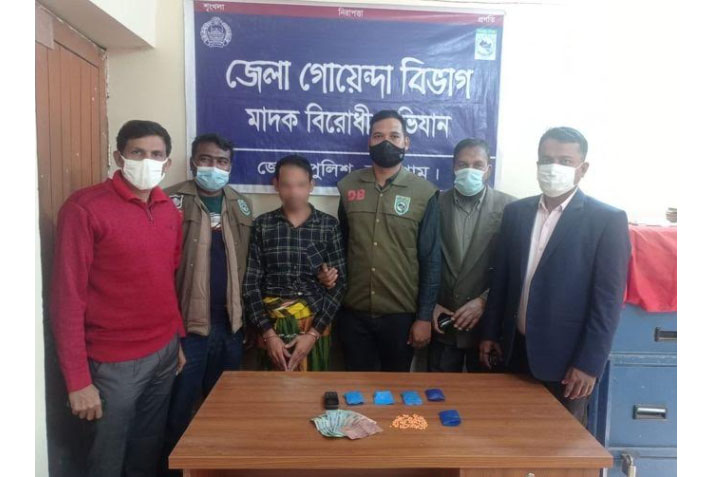 উলিপুরে মাদকসহ একজন আটক