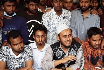 বশেমুরবিপ্রবির ছাত্রীকে গণধষর্ণের প্রতিবাদে ৪ দাবি শিক্ষার্থীদের