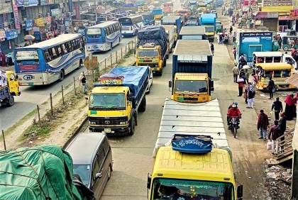 বঙ্গবন্ধু সেতু-ঢাকা মহাসড়কে ১৯ কিমি যানজট