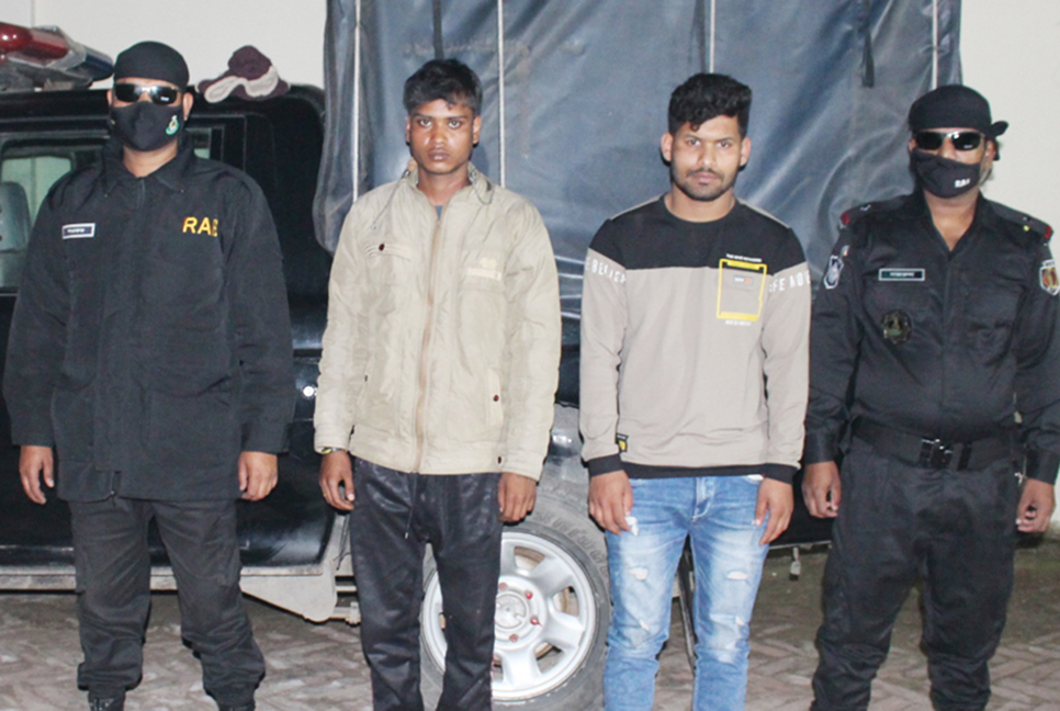 ফরিদপুরে ২ মাদক ব্যবসায়ী আটক 
