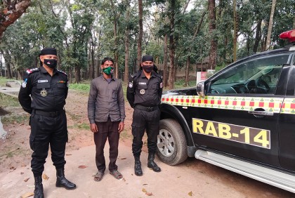 পাকুন্দিয়ায় ইয়াবাসহ একজন গ্রেফতার