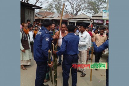 টিসিবির তালিকা নিয়ে আওয়ামী লীগের দুই গ্রুপের সংঘর্ষ, আহত ১০  
