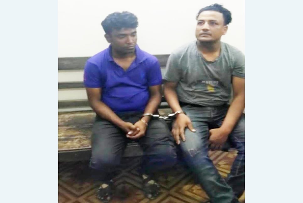 ২ টিকিট কালোবাজারি গ্রেফতার