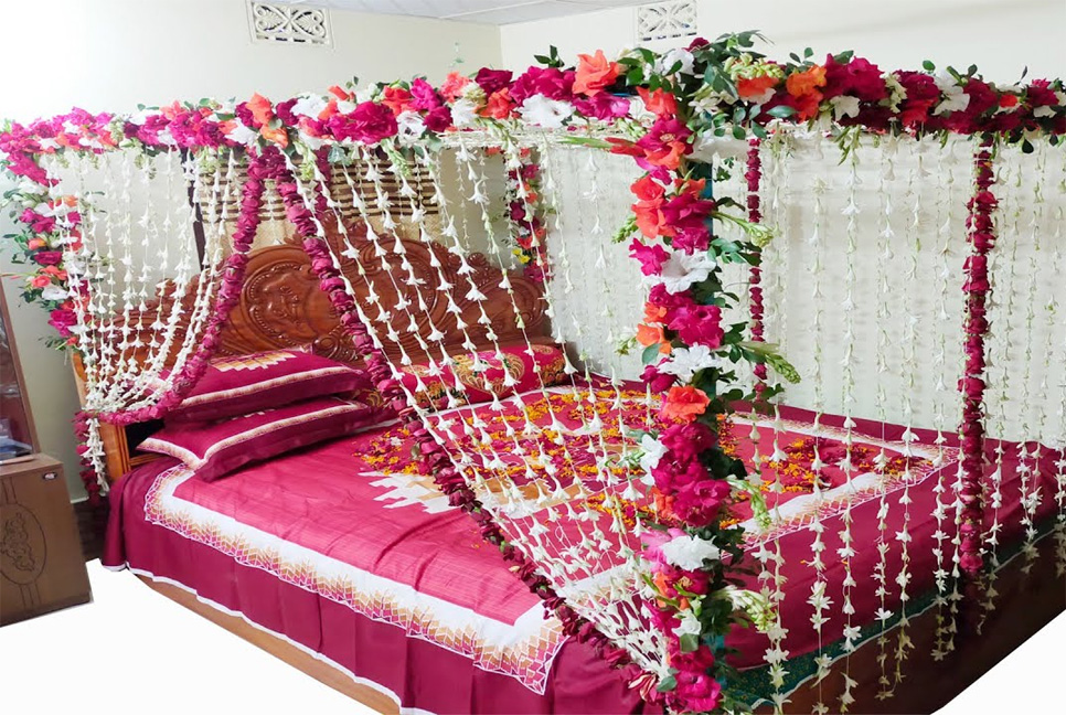 বাসর ঘর থেকে বর নিখোঁজ, অতঃপর... 

