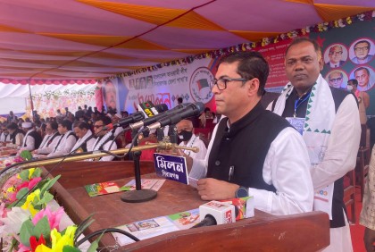 দেশে গণতন্ত্র প্রতিষ্ঠিত হয়েছে বলেই উন্নয়ন হচ্ছে: বিপ্লব বড়ুয়া 
