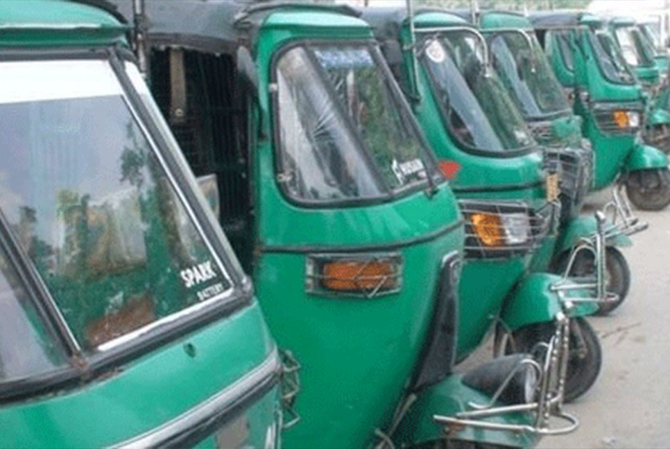 অটোরিকশায় ভয়ংকর অপরাধী চক্র