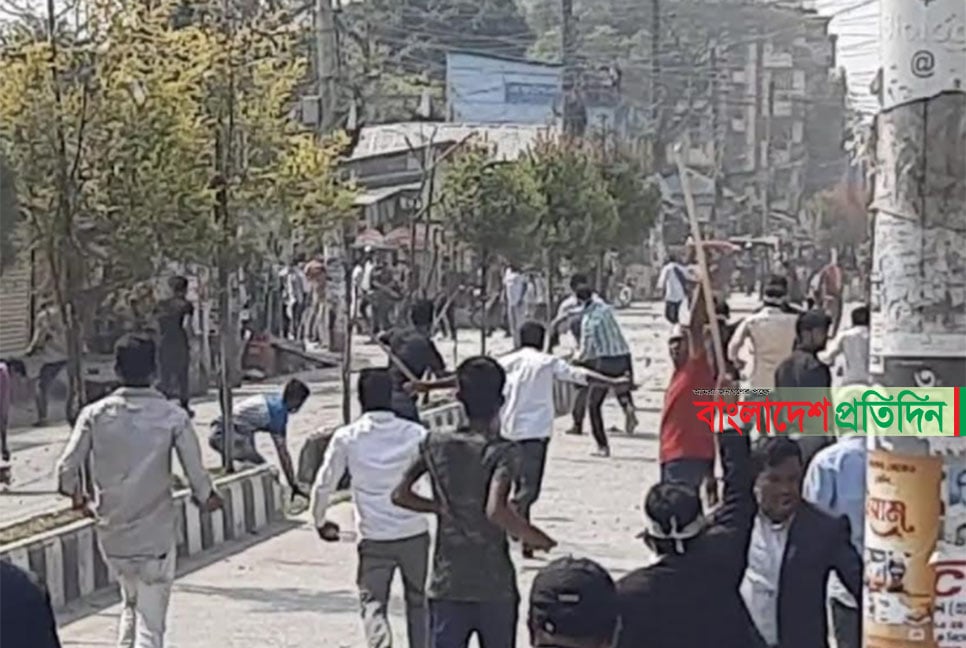 পটুয়াখালীতে বিএনপির সমাবেশে হামলা, সংঘর্ষে আহত ২০