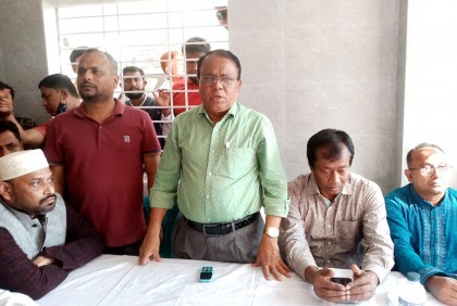দ্রব্যমূল্যের ঊর্ধ্বগতির প্রতিবাদে নড়াইলে প্রতিবাদ সভা 
