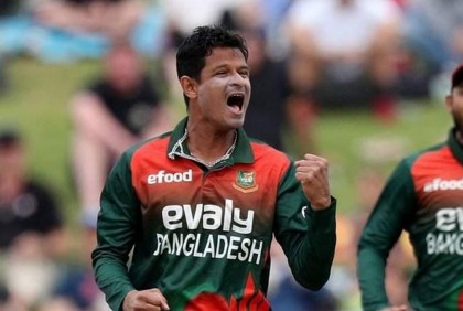 আফগান শিবিরে নাসুমের আঘাত, একাই নিলেন ৪ উইকেট